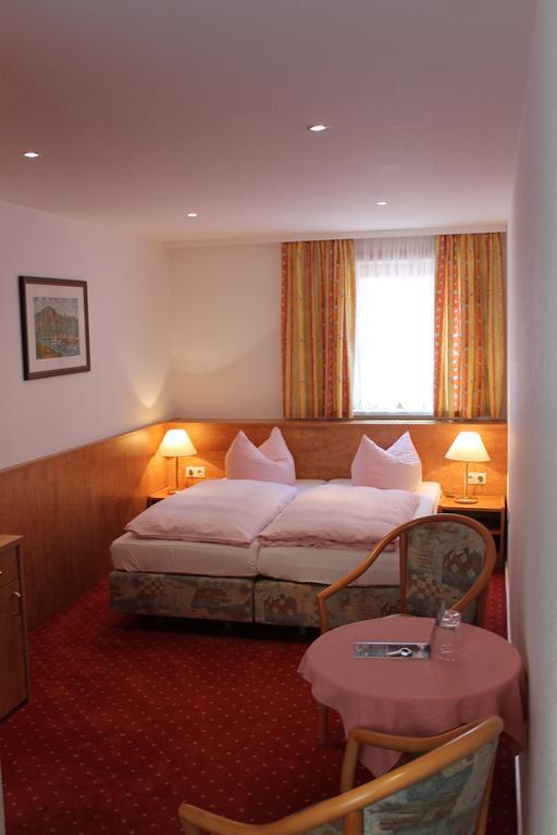 Gasthaus& Pension Zum Roten Haus Bad Schandau Rom bilde